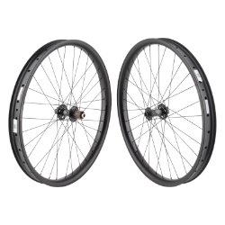 WHL PR 27.5 584x46 OR8 BOLT CARBON 25mmTBLS DISC BK 32 OR8 MT1110 ELITE 8-11sCAS 6B 15mm 12mm SEAL BK 110mm 148mm DT COMP 2.0/1.8 BK 